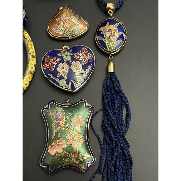 Vintage Lot Of 19 Cloisonné Jewelry Lot Bracelets Bangles Necklaces Pendant, etc - Picture 3 of 16